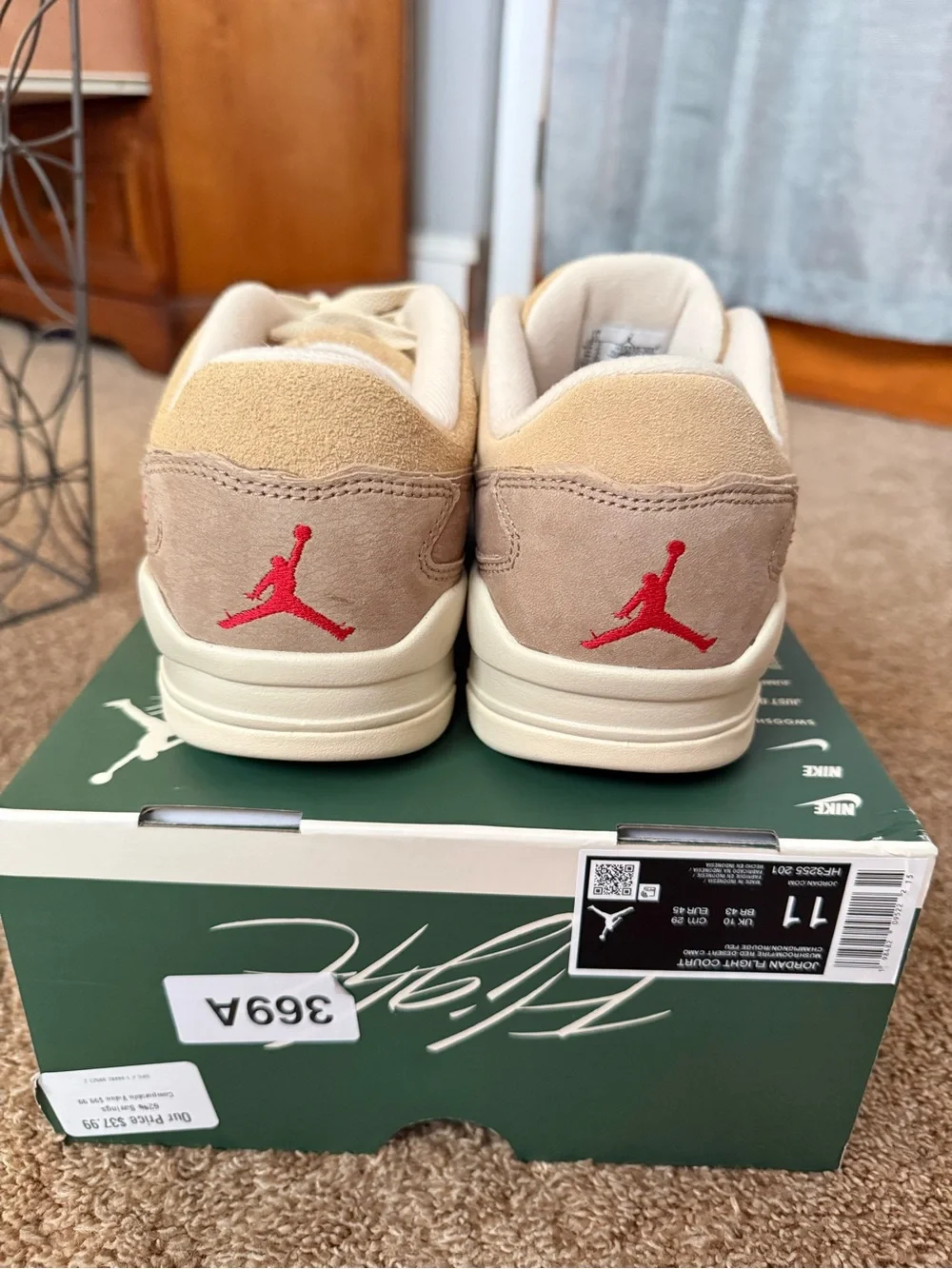 Jordan Low-Top Sneakers in Beige with Red Accents
